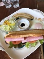 カフェレスト・ティアラ