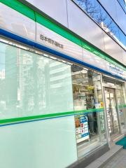 ファミリーマート　日本橋茅場町店