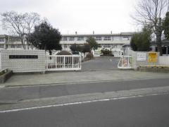 寿小学校