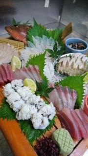信長津名店