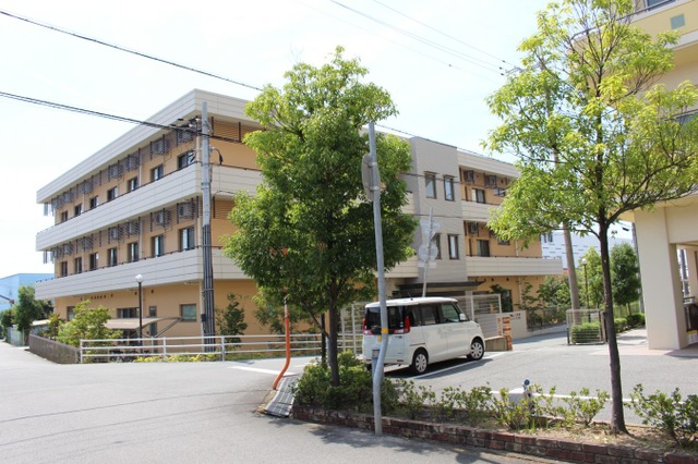 万亀園 施設外観