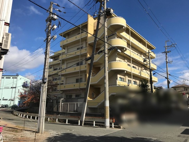 万亀園 施設外観