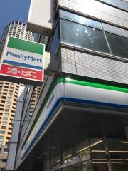 ファミリーマート　中目黒駅前店