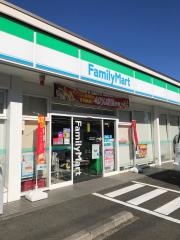 ファミリーマート　青葉大場町店