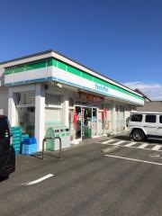ファミリーマート　青葉大場町店