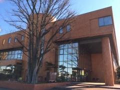 東郷町立図書館