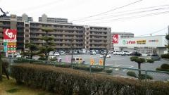 スギ薬局　三好ヶ丘店