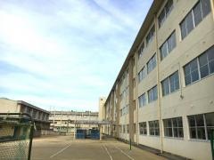 枚方市立東香里中学校