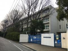 枚方市立東香里中学校