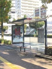 「市庁舎西口」バス停留所