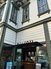 スターバックスコーヒー　道後温泉駅舎店