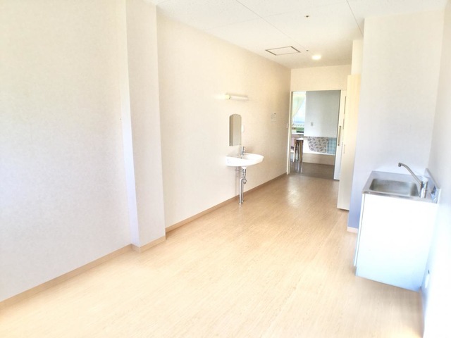 サービス付き高齢者向け住宅 あんじゅ田原 内観（中の様子）