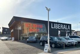 ＬＩＢＥＲＡＬＡ郡山輸入車店