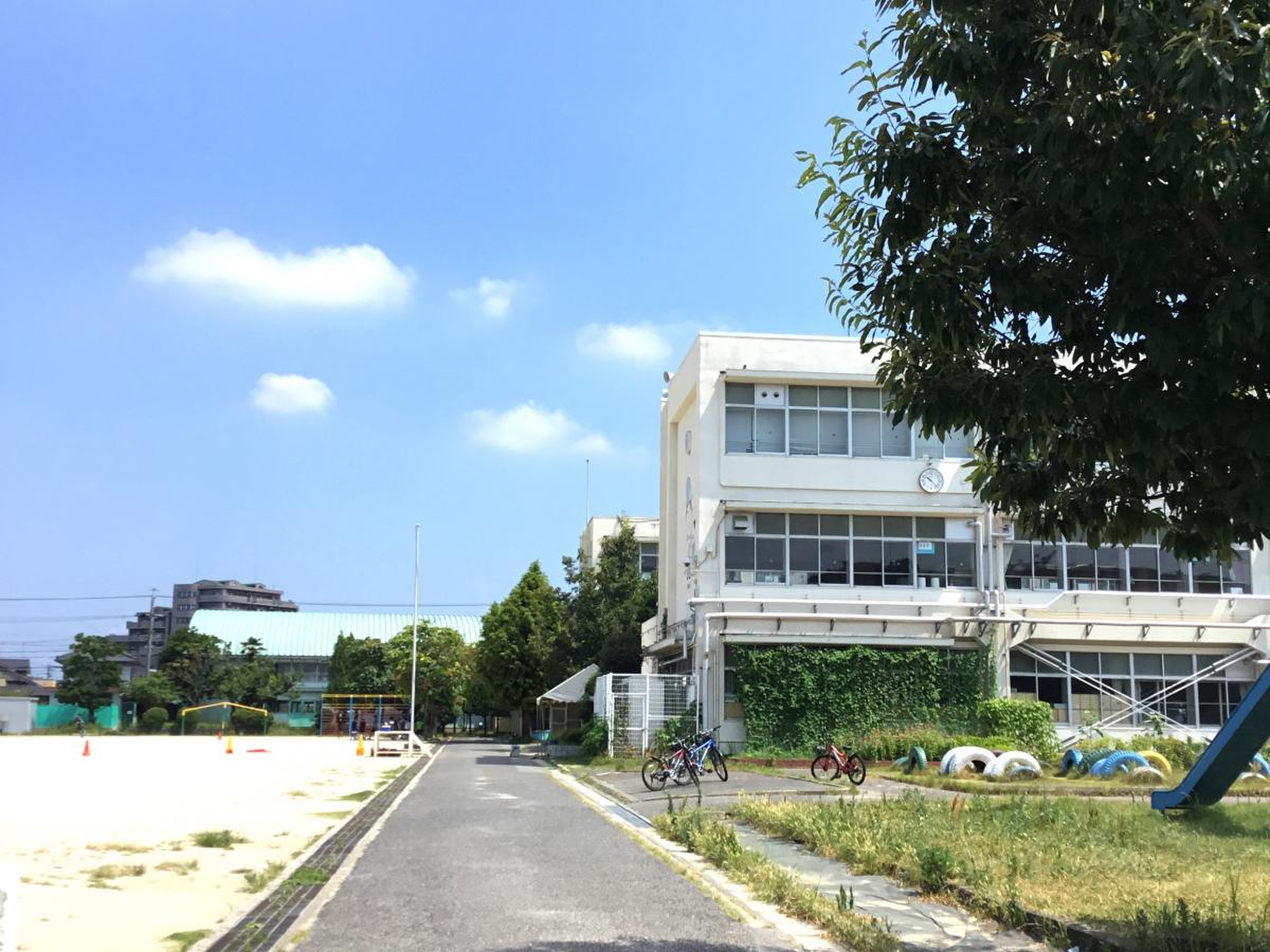 春日井 市立 山王 小学校