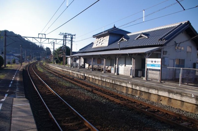 菊間駅