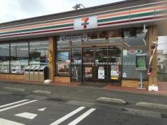 セブンイレブン　上田芳田店