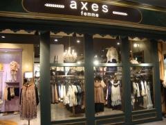 axes femme テラスモール湘南店