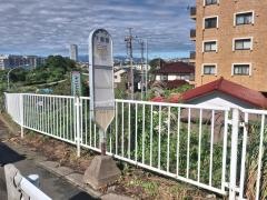 「下恩田」バス停留所