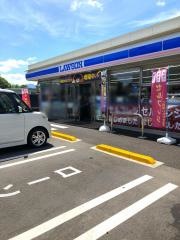 ローソン　上田芳田新町店
