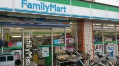 ファミリーマート　長岡京駅前店