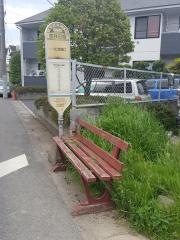 「赤井田畑」バス停留所