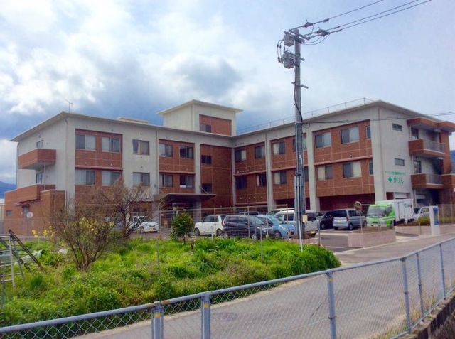 サービス付き高齢者向け住宅　かりん
