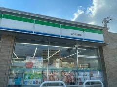 ファミリーマート　仙台荒井東店