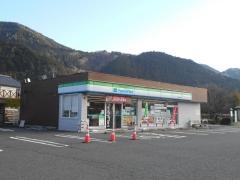 ファミリーマート　恵那加子母店