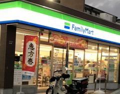 ファミリーマート　枚方田口山店
