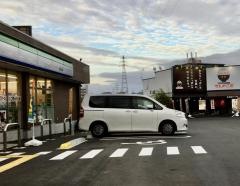 ファミリーマート　枚方田口山店