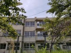 茶山台小学校