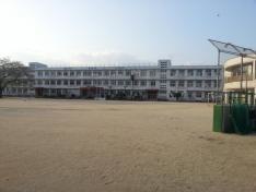 柁城小学校