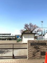 鶴園小学校