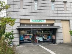 ファミリーマート　南堀江店