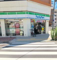 ファミリーマート　JR鷹取駅前店