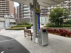 「大阪赤十字病院」バス停留所