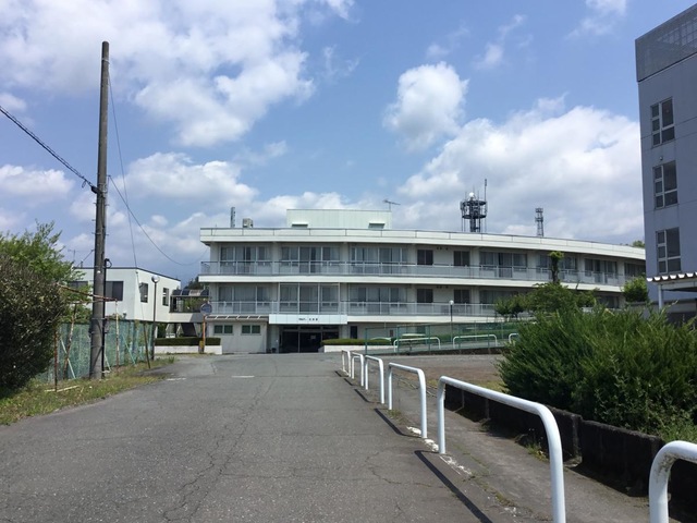 天間荘