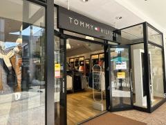 トミー　ヒルフィガー　　三井アウトレットパーク入間店