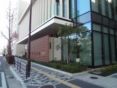 八尾市立八尾図書館