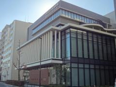 八尾市立八尾図書館