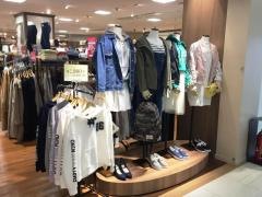 ハニーズ　真美ヶ丘店