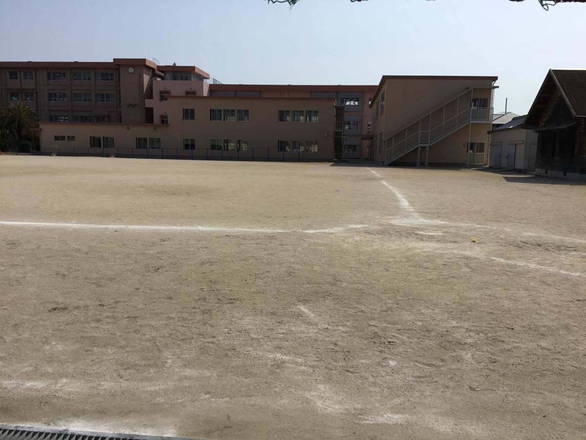 下松市立公集小学校です。