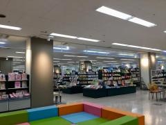 未来屋書店　大宮店