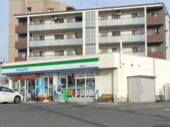 ファミリーマート　下白水南六丁目店
