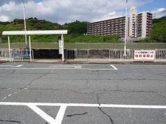 「美加の台駅前」バス停留所