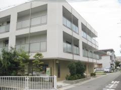 サービス付き高齢者向け住宅ラウレート東園田