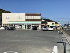 ファミリーマート　舞鶴小倉店