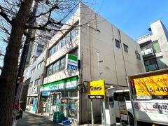 ファミリーマート　西麻布一丁目店