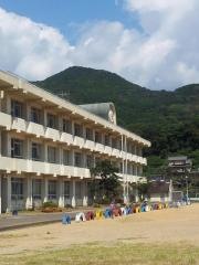 井戸小学校
