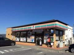 セブンイレブン　河南前谷地店